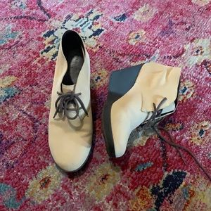 Cole haan suede wedge oxford never worn